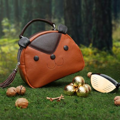 ひとめぼれに、ご用心。“森の番人”モニカ | FRUTTI DI BOSCO WEB本店
